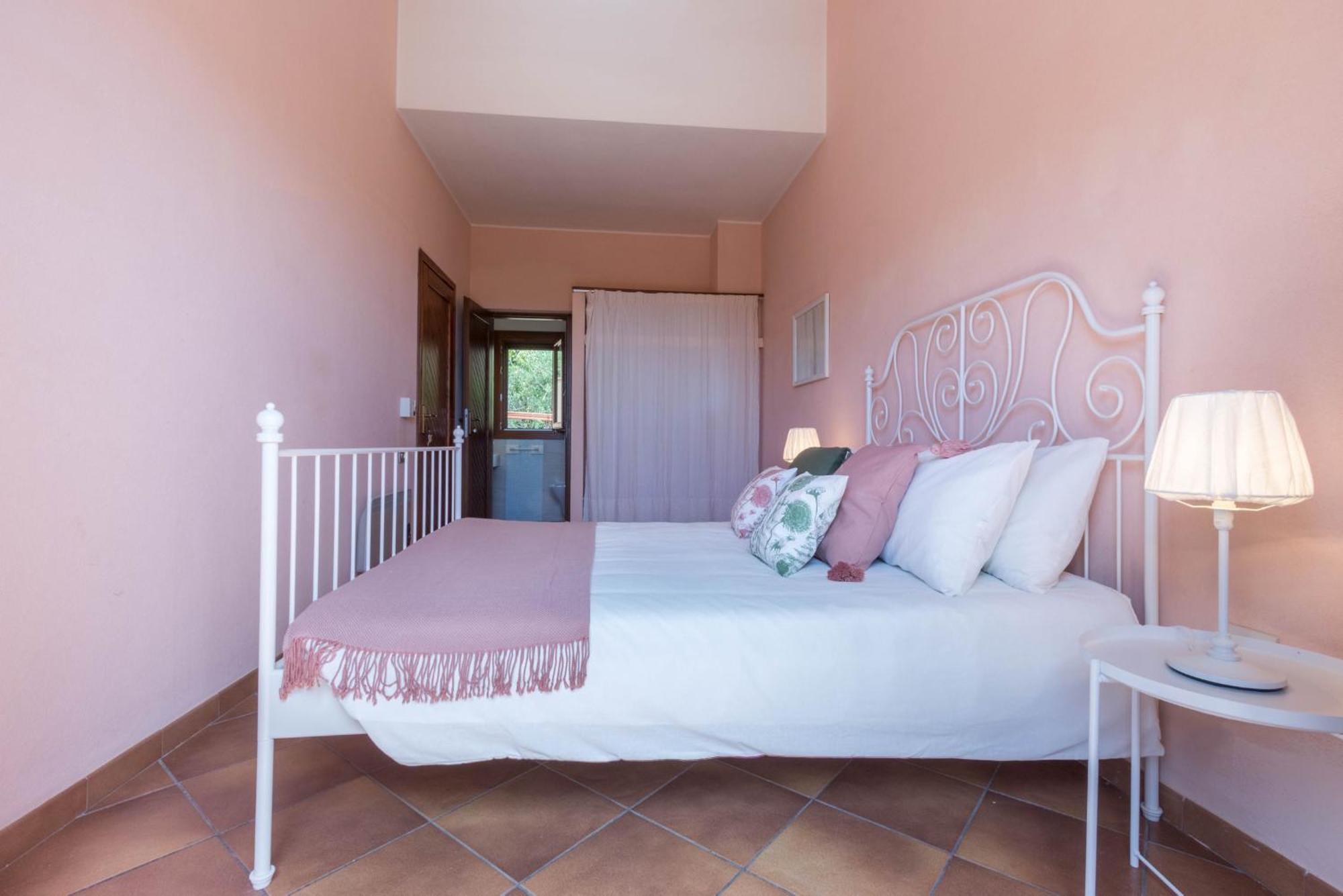 Villa Bellavista Con Piscina Privata, Vista Mare Vicino A Виласимиус Екстериор снимка